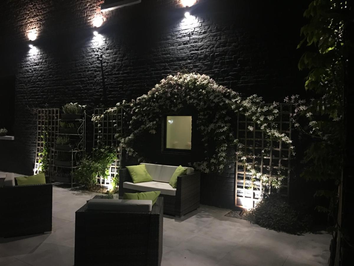 La Villa Des Roses - Suite & Spa Lys-lez-Lannoy Εξωτερικό φωτογραφία